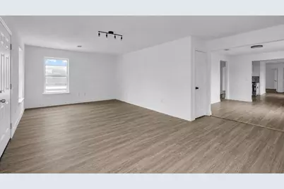 5306 Avenue M 1/2, Galveston, TX 77551 - Photo 10