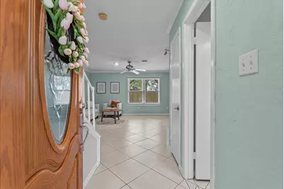 4514 Albatross Drive, Seabrook, TX 77586 - Photo 2