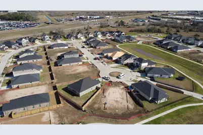 219 Orchard Laurel Drive, Alvin, TX 77511 - Photo 40