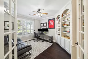 15718 Starcreek Ln, Houston, TX 77044 - Photo 8