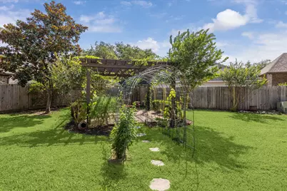 15718 Starcreek Lane, Houston, TX 77044 - Photo 34