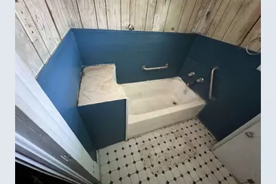 1511 37th Street, Galveston, TX 77550 - Photo 16