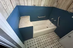 1511 37th St, Galveston, TX 77550 - Photo 16