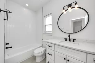 2305 Maury St, Houston, TX 77026 - Photo 42