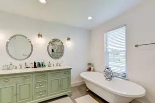 10419 Stewart Rd, Galveston, TX 77554 - Photo 16