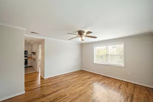 1539 Hawthorne St, Houston, TX 77006 - Photo 1