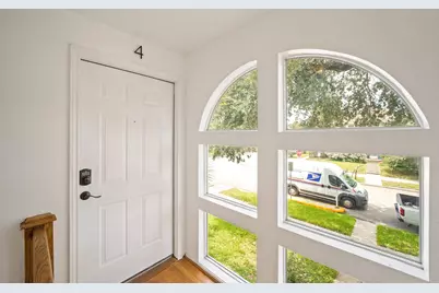 1539 Hawthorne Street #4, Houston, TX 77006 - Photo 10
