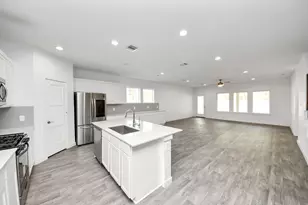 10438 Plateau Pt Trl, Conroe, TX 77384 - Photo 6