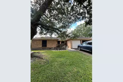 10510 Sagebluff Drive, Houston, TX 77089 - Photo 1