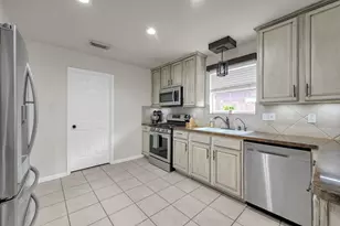 9215 Water Front Ct, Magnolia, TX 77354 - Photo 14