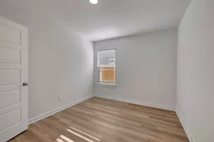 969 Garden Path Dr, Willis, TX 77378 - Photo 20