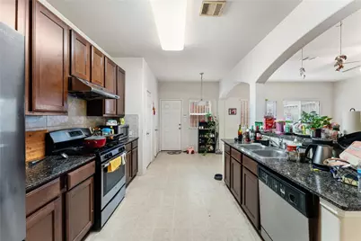 7255 Autumn Sun Drive, Houston, TX 77083 - Photo 4