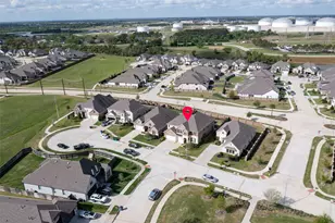 922 Shumard St, Webster, TX 77598 - Photo 46