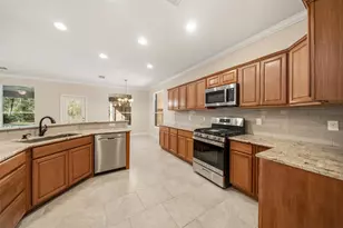 29627 Spring Forest Dr, Spring, TX 77386 - Photo 8
