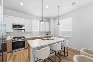 1806 Elysian St, Houston, TX 77026 - Photo 1