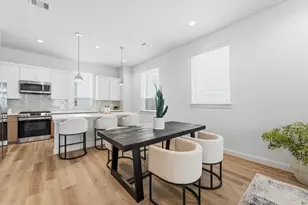 1806 Elysian St, Houston, TX 77026 - Photo 2