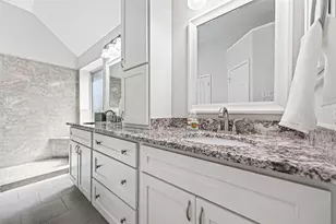28427 Kinglet Pines Dr, Katy, TX 77494 - Photo 32