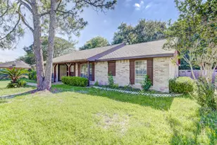 3834 Westheimer Pl Dr, Houston, TX 77082 - Photo 2