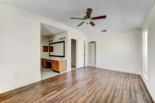 3834 Westheimer Pl Dr, Houston, TX 77082 - Photo 18