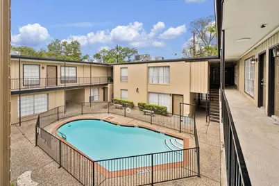 201 Emerson Street #18, Houston, TX 77006 - Photo 10
