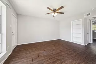 201 Emerson St, Houston, TX 77006 - Photo 2