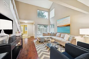 11522 Village Pl Dr, Houston, TX 77077 - Photo 2