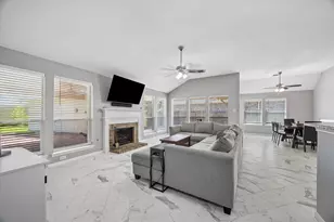 5918 Amherst Ct, Houston, TX 77479 - Photo 8