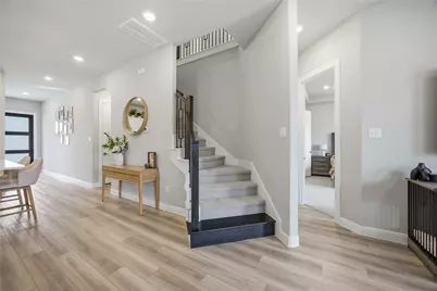 8104 Morning Melody Drive, Houston, TX 77063 - Photo 18