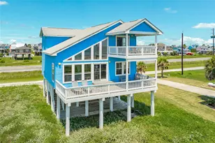 22915 Gulf Dr, Galveston, TX 77554 - Photo 2