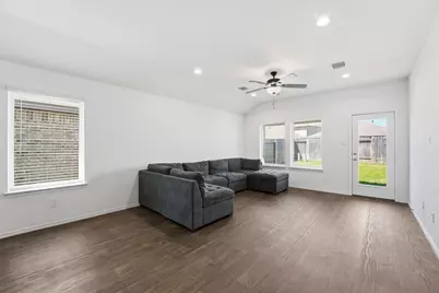 2419 Roaming Elk Court, Spring, TX 77373 - Photo 6