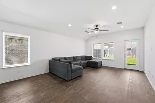 2419 Roaming Elk Ct, Spring, TX 77373 - Photo 6