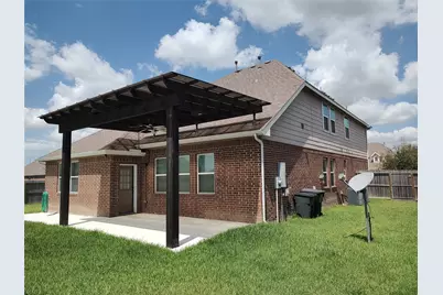 4002 Longwood Drive, Mont Belvieu, TX 77523 - Photo 2