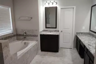 4002 Longwood Dr, Mont Belvieu, TX 77523 - Photo 10