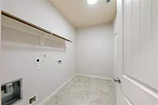 4002 Longwood Dr, Mont Belvieu, TX 77523 - Photo 24
