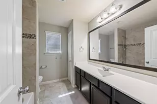 4002 Longwood Dr, Mont Belvieu, TX 77523 - Photo 22