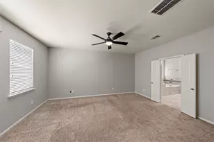 4002 Longwood Dr, Mont Belvieu, TX 77523 - Photo 12