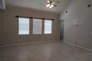 4002 Longwood Dr, Mont Belvieu, TX 77523 - Photo 8