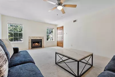 9700 Leawood Boulevard #404, Houston, TX 77099 - Photo 8