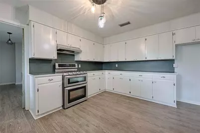 705 S La Grange Street, Flatonia, TX 78941 - Photo 12