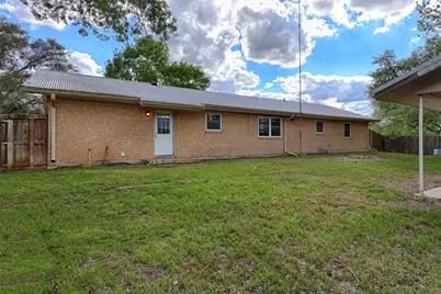705 S La Grange Street, Flatonia, TX 78941 - Photo 26