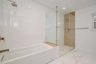 10603 Riverview Dr, Houston, TX 77042 - Photo 42