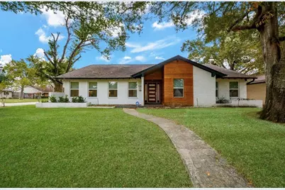 10603 Riverview Drive, Houston, TX 77042 - Photo 12