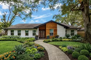 10603 Riverview Dr, Houston, TX 77042 - Photo 1