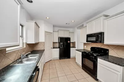 13935 Long Meadow Drive, Houston, TX 77047 - Photo 18