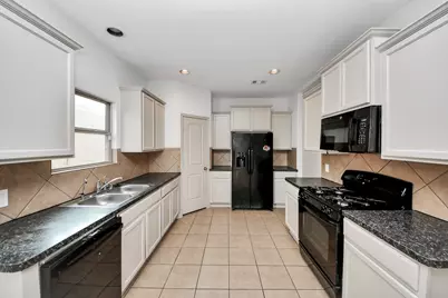 13935 Long Meadow Drive, Houston, TX 77047 - Photo 20