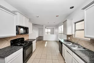 13935 Long Meadow Dr, Houston, TX 77047 - Photo 16