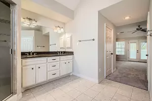 806 E 29th St, Houston, TX 77009 - Photo 16