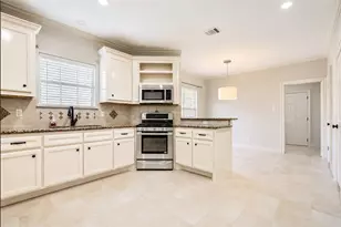 806 E 29th St, Houston, TX 77009 - Photo 10
