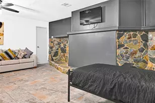 1806 Clayton Dr, Baytown, TX 77520 - Photo 20