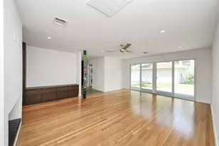 7610 Highmeadow Dr, Houston, TX 77063 - Photo 48